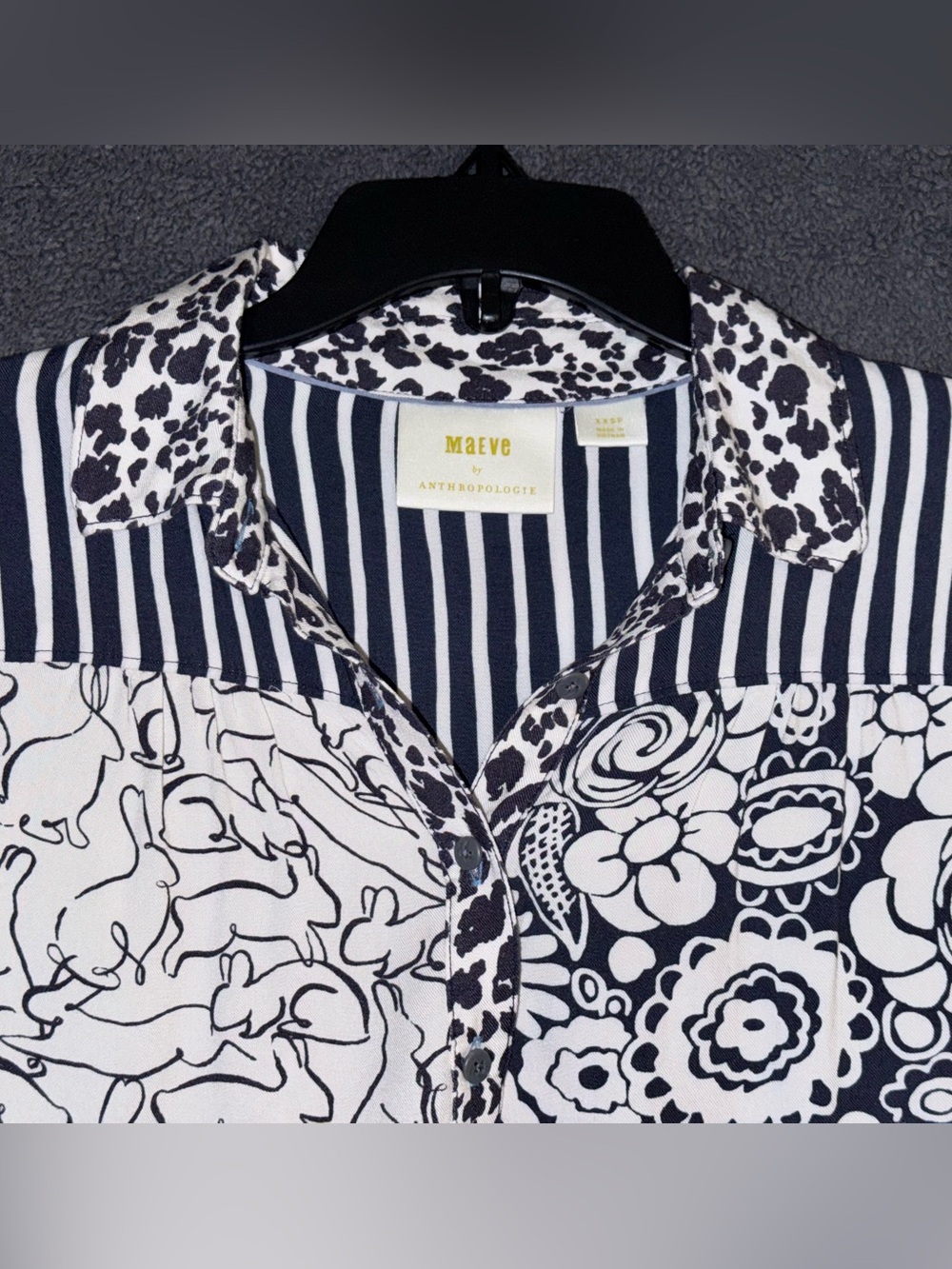 Maeve by Anthropologie Black and White Mixed-Print Button-Down Shirt Size XXSP - Picture 5 of 10